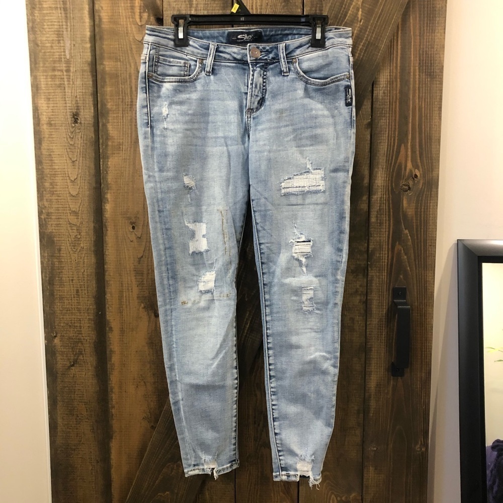 Silver Jeans - Picture 3 of 14